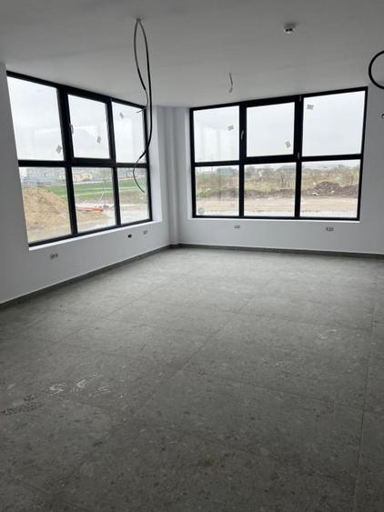 Hale de inchiriat 510 mp/buc , birouri - 2