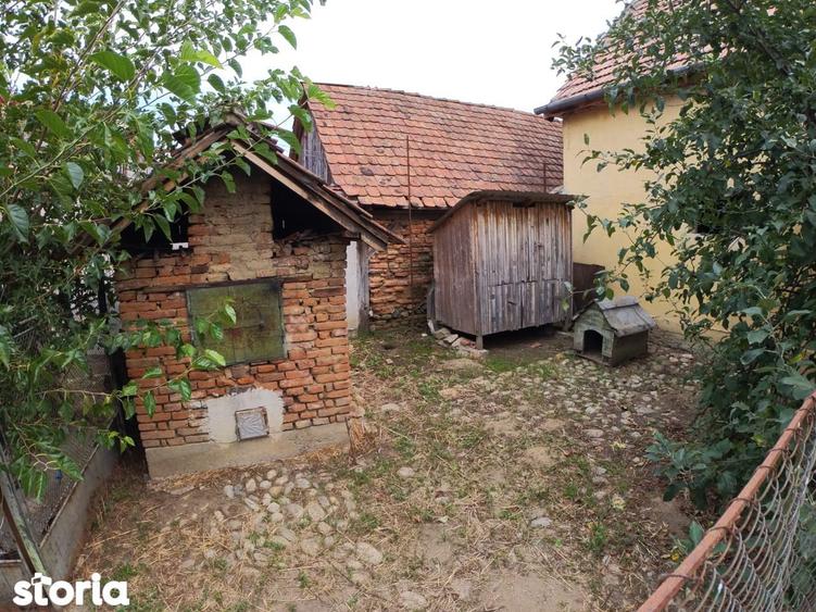Casa cu teren generos de vanzare in orasul Miercurea Sibiului - 13