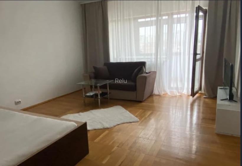 Vitan Mall METROU Dristor .bl.1992,DECOMANDATA,Amenajata,mobilata,Libera