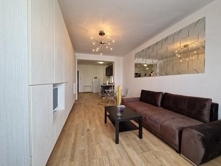 Apartament cu vedere  frumoasa ,  intr-o oaza de liniste in Baneasa