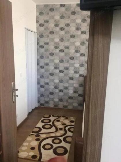 Apartament 3 camere, 45 mp, zona Bariera Valcii - 1