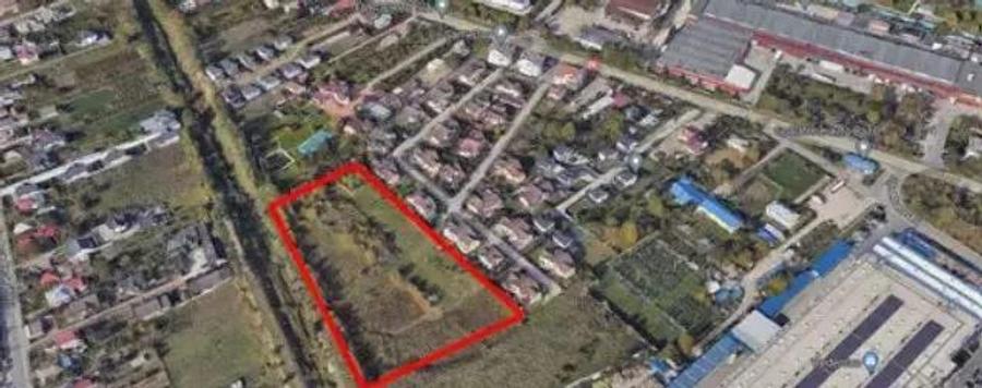 Teren de vanzare in Bacau, Calea Moinesti 9B - 10.000 mp - 1