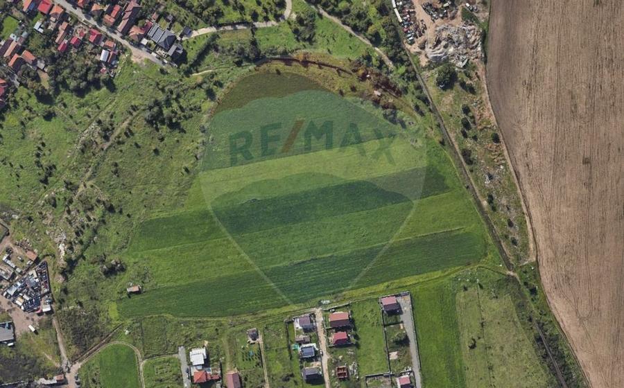 Teren Intravilan parcelat de vanzare Zona Bujac - 1
