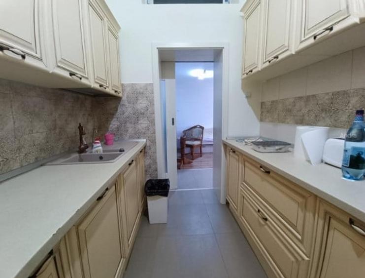 Ultracentral, spatiu comercial  D+P+1, curte generoasa, IDEAL BIROURI - 14