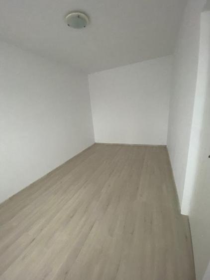 Apatament 2 camere, zona Alexandru cel Bun, etaj 3/4 - 5