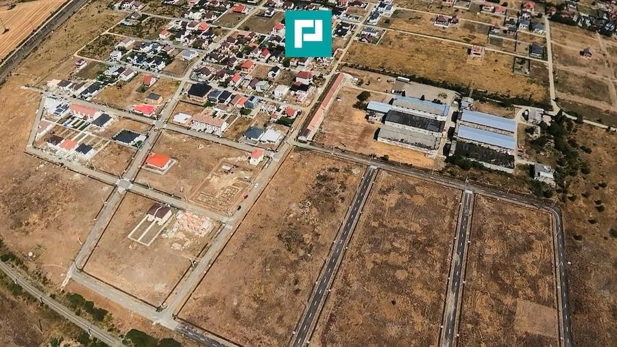 Teren de 703 mp, în Vladimirescu