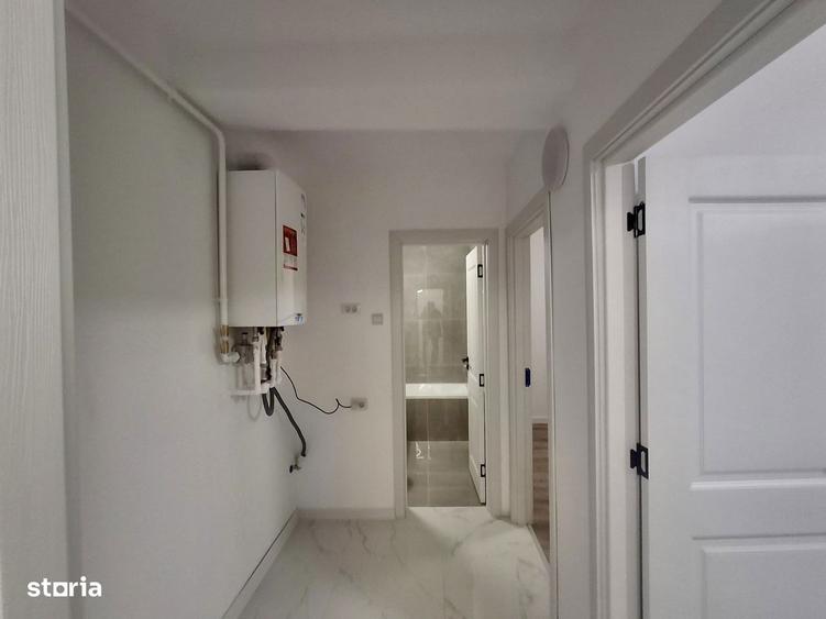 3 camere Rovine, Piata Garii etaj 3/4 - 2