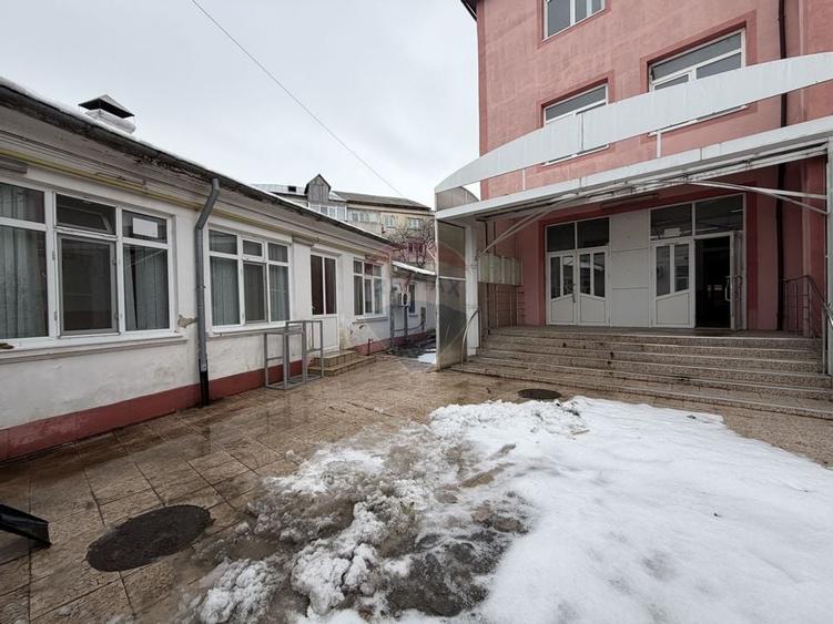 Spațiu comercial 1200mp zona Teatru - 3