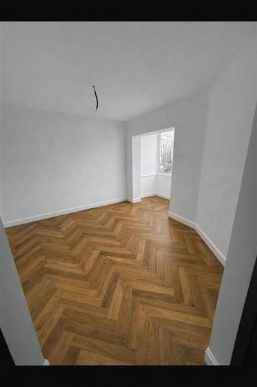 Apartament cu 3 camere - renovat de la placa - incalzire in pardoseala - 1