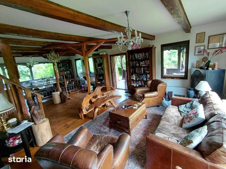 Casa pe structura autentica maramureseana la Tancabesti la 200m de DN1 - 12