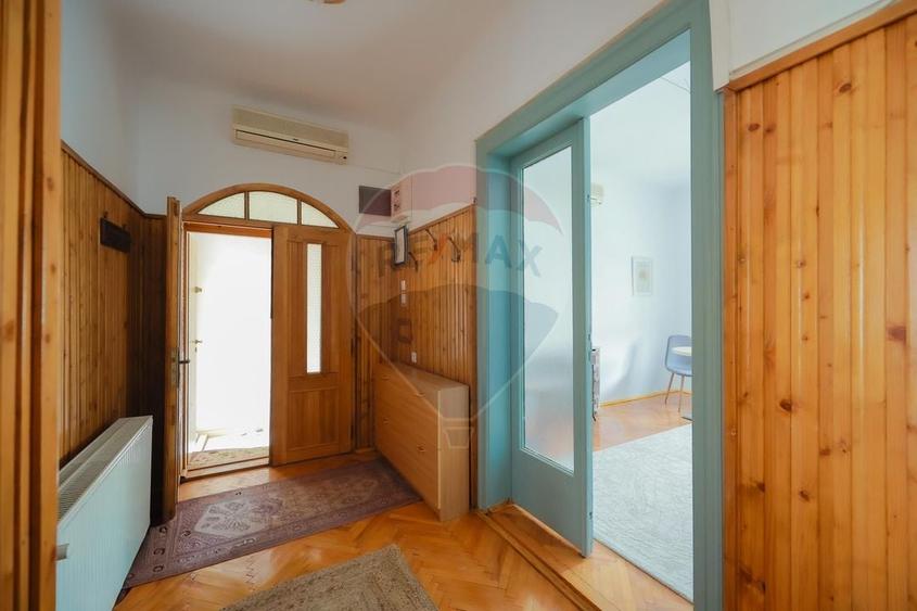 Casă cu teren 360 mp, central, zona Bd. Dacia, Canonicilor, vânzare - 22