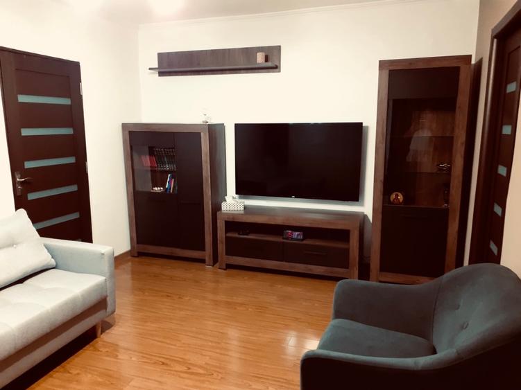 Vând apartament 2 camere zona centrala. Complet mobilat gata de mutare - 1