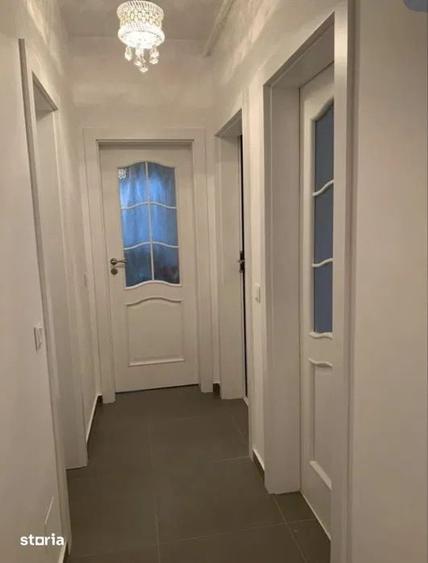 Apartament cu 3 camere decomandat în Titan — fotografia 1