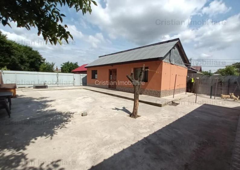 CASA NOUA 2 corpuri Teren 300 mp, zona Chercea