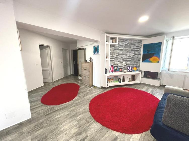 Apartament 4 camere | 3 dormitoare | Complet renovat | Ampoi 2 | 82mp + balcon - 9