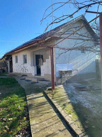 Casa de vanzare in Burila Mare - 6