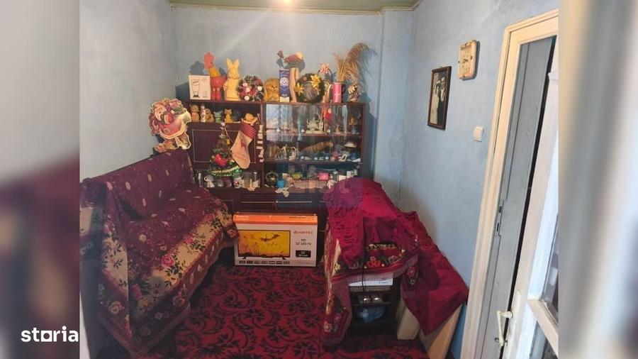 Casă cu 4 camere în Tătărăi