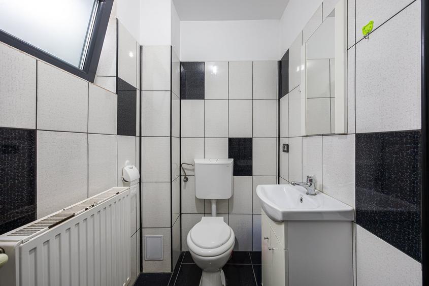 Casă individuală cu 4 camere cu Garaj în Tărlungeni
