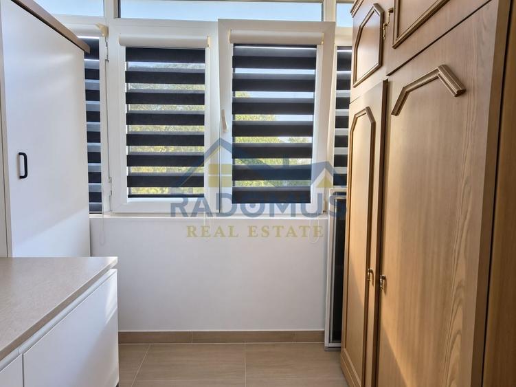 Apartament cu 2 camere semidecomandat, mobilat în Vest