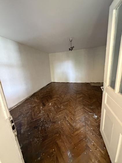Casă cu 4 camere în Silvașu de Jos