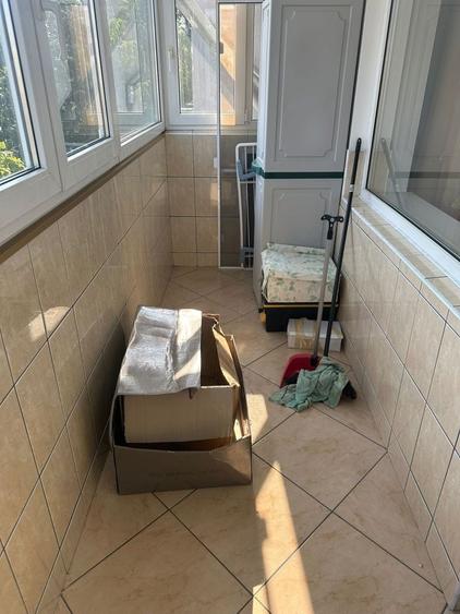 Garsonieră decomandată în Central