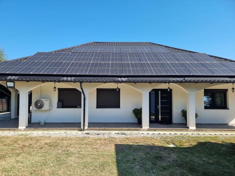 Casă cu 3 camere în Mărăcineni