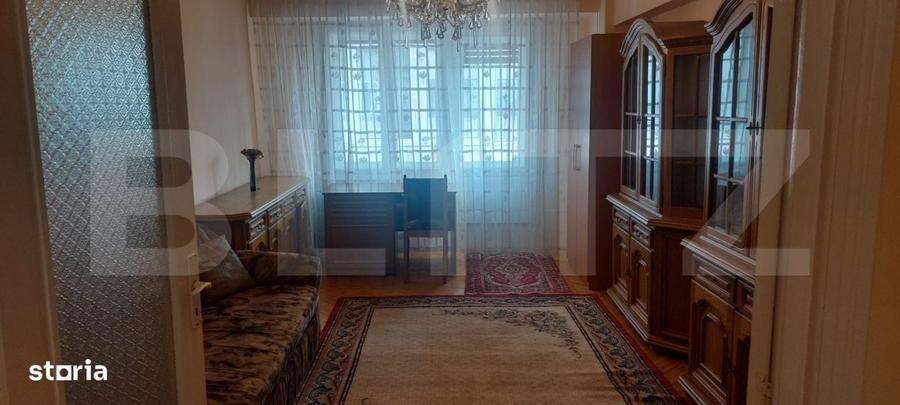Apartament cu 3 camere decomandat în Decebal