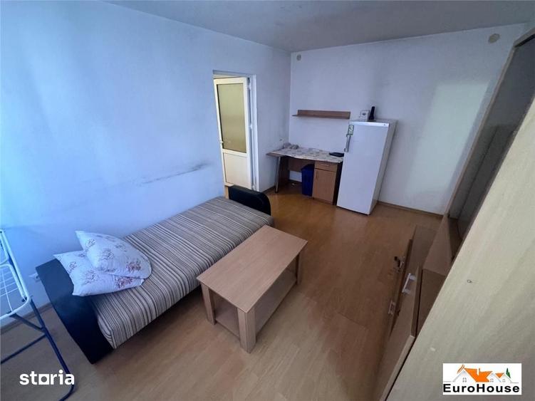 Apartament cu 2 camere în Cetate