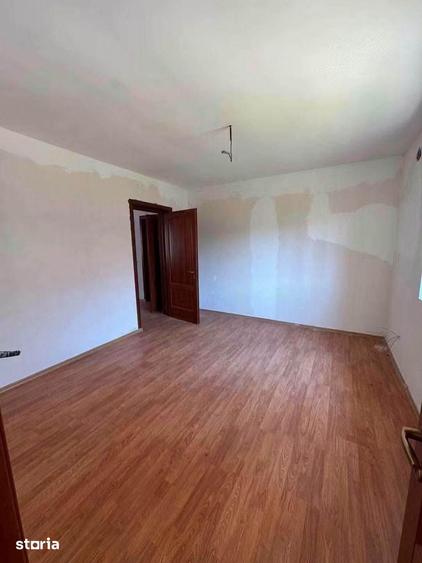 Vila 6 camere, teren 1130, 93000 euro - 14