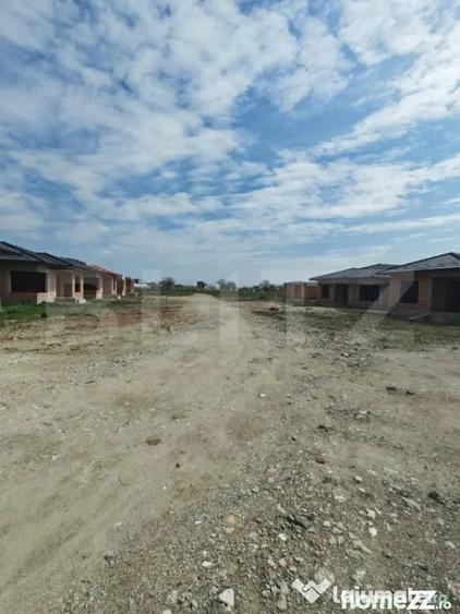 Casă cu 4 camere cu Teren 530 Mp în Mihai Viteazu