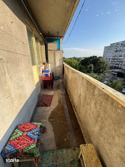 Apartament cu 2 camere decomandat în B-dul București