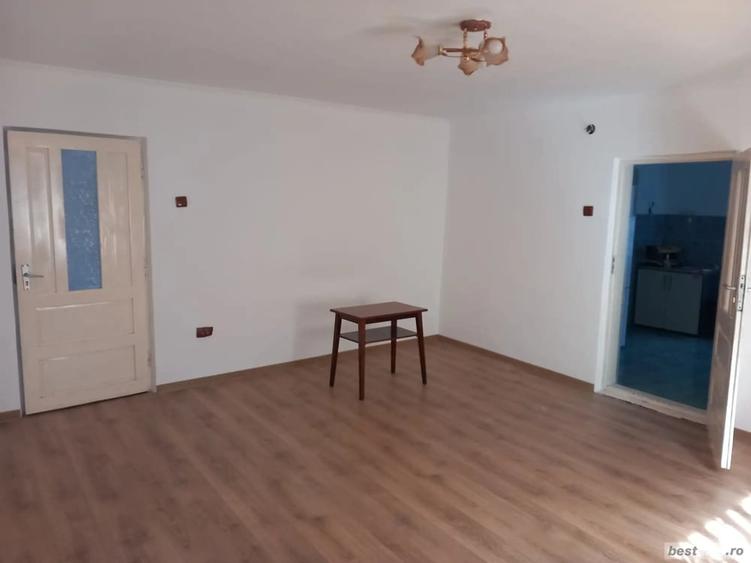 Apartament cu 3 camere în Agigea