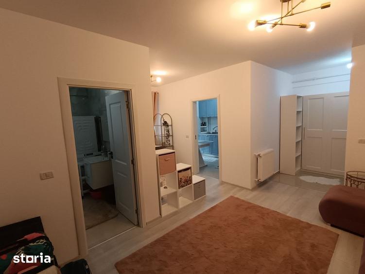 Garsonieră decomandată, mobilată în Valea Lupului