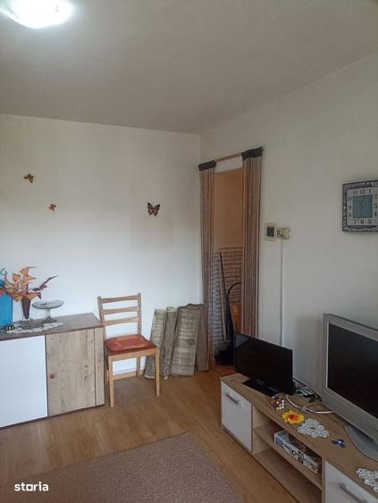 Apartament cu 2 camere în Simeria