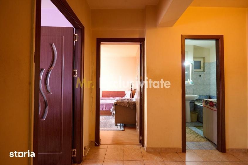 Apartament cu 3 camere decomandat în Calea București