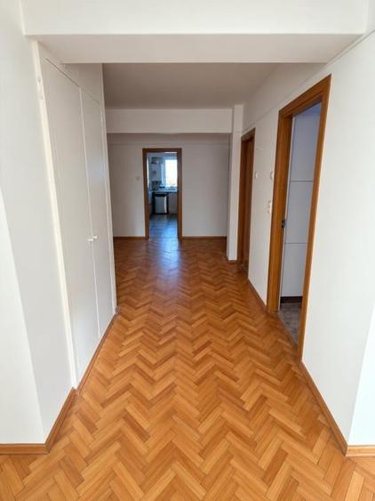 Birou, de 90 mp, în Central