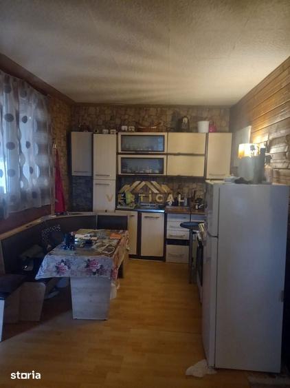 Casă cu 3 camere cu Teren 400 Mp în Berceni
