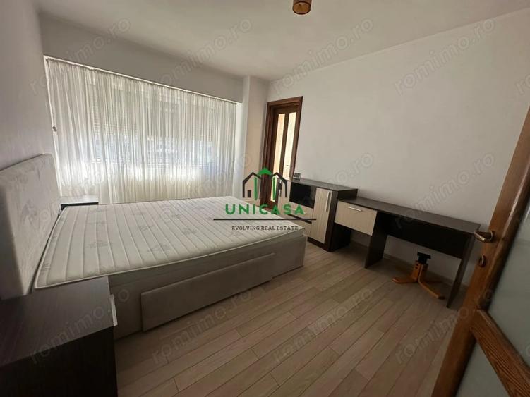Apartament cu 3 camere decomandat în Ostroveni