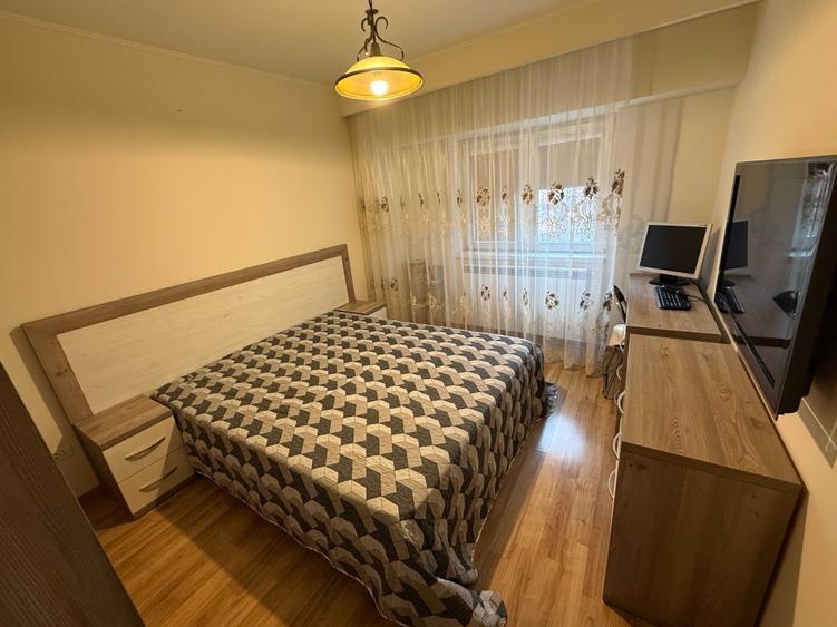 Apartament cu 2 camere decomandat în Exterior Vest