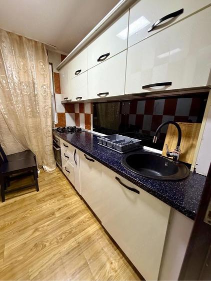 Inchiriez apartament doua camere impecabil - 4