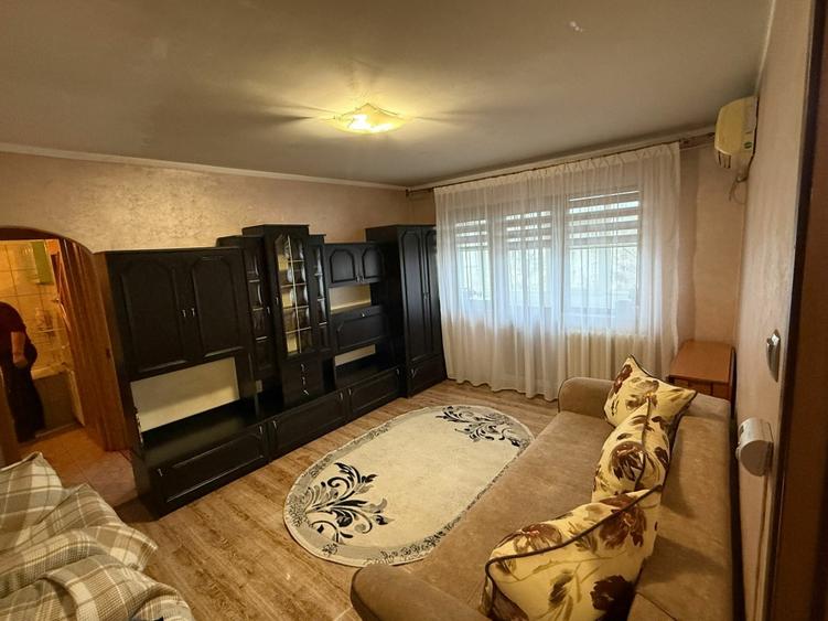 Alexandru Cel Bun Piata Voievozilor apartament 2 camere 48 mp - 2