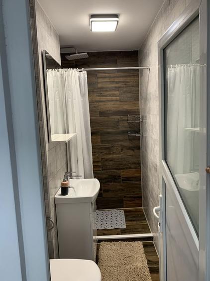 Inchiriez garsoniera - 3