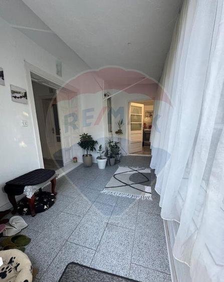 Casa / Vila cu 7 camere de vanzare in zona Central - 11