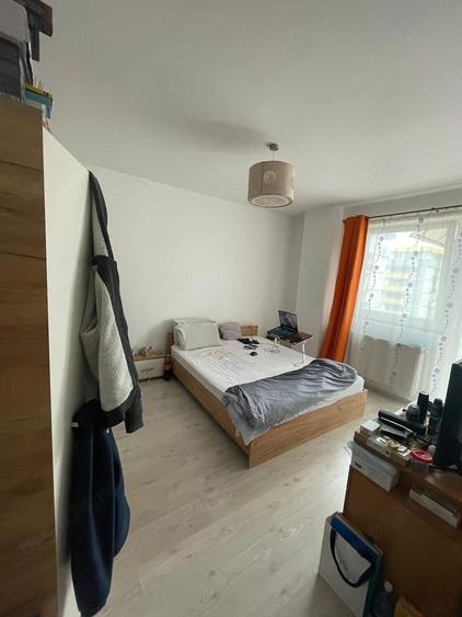 Inchiriez apartament 2 camere decomandat - 2