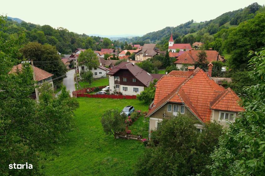 Proprietate cu casa traditionala si teren generos, Bran Poarta, 4000mp - 5