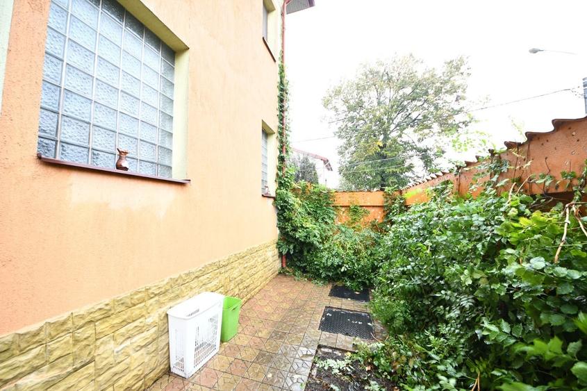 Vila spatioasa, constructie solida, zona micro 17 – Galati - 53