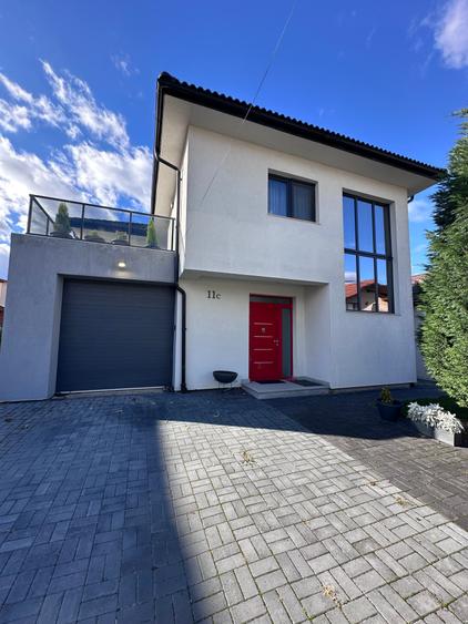 Casă modernă de vânzare în Someseni - 1