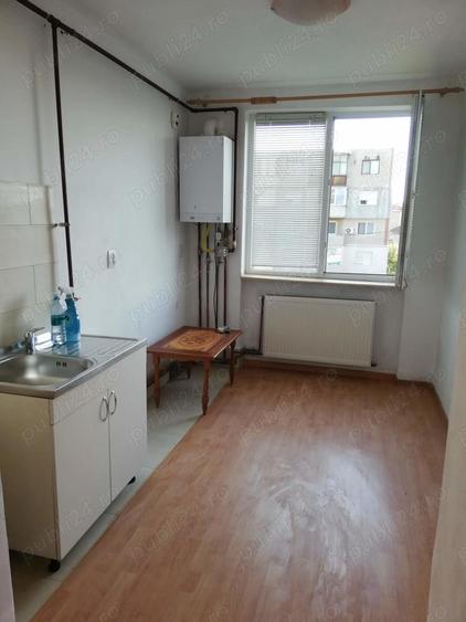 Apartament de vanzare - 3