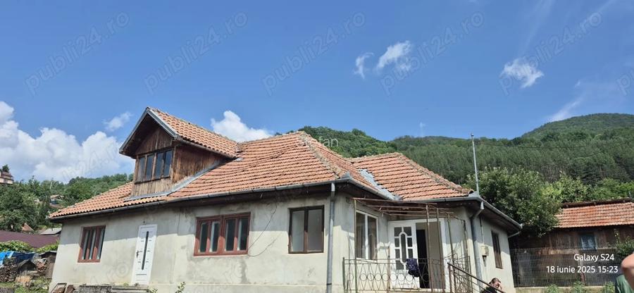 Casa de vanzare in orsul Nehoiu Casa de vanzare in orsul Nehoiu