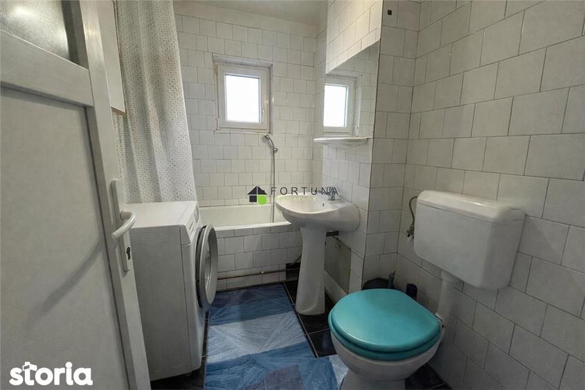 Apartament 2 camere, decomandat, strada Simeria Triaj - 2